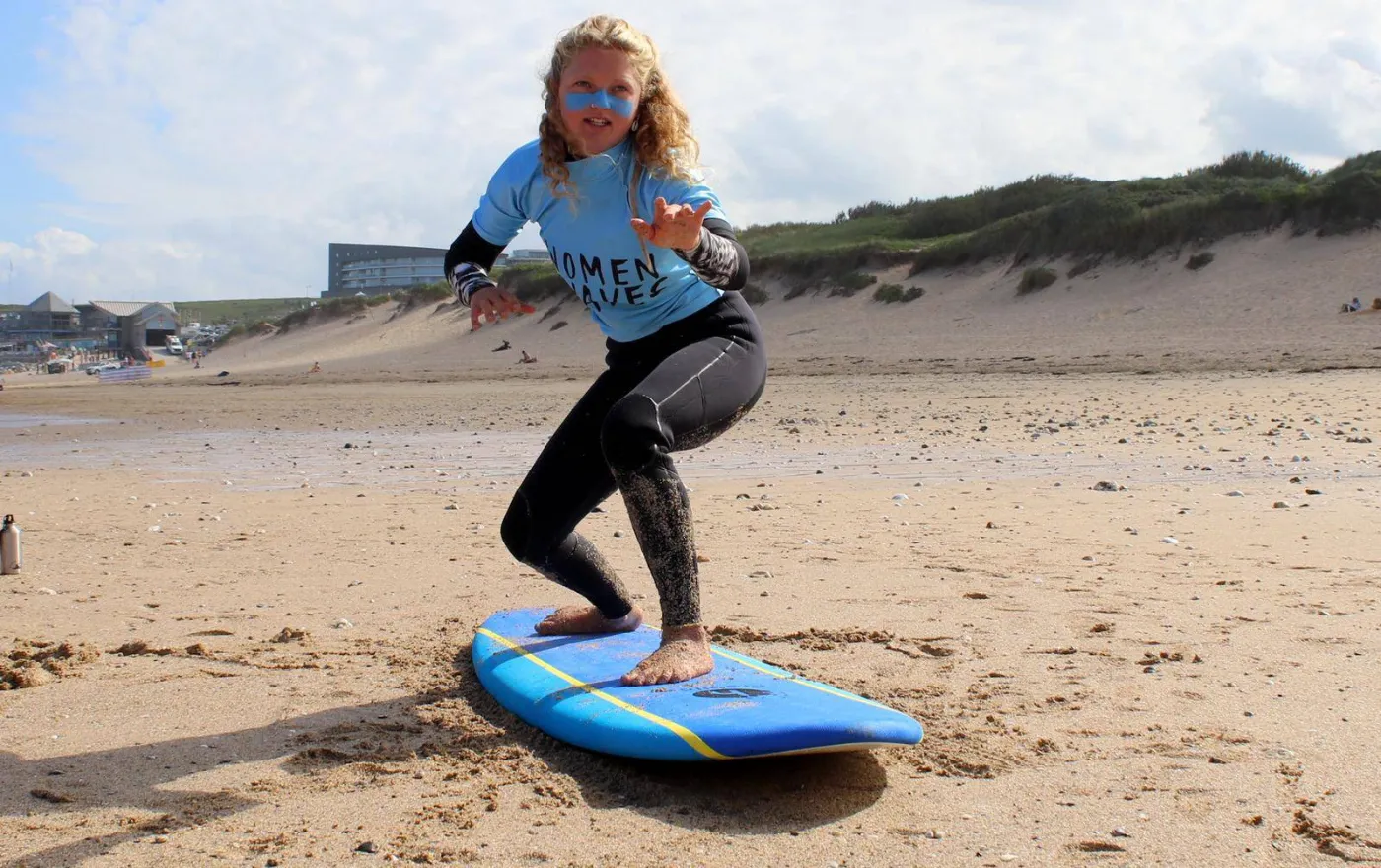 Pop up on a surfboard