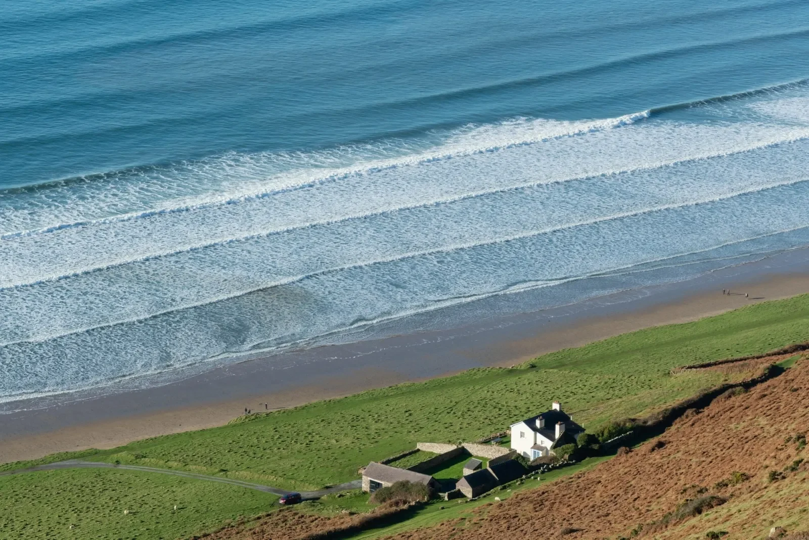 Wales surf on the beach